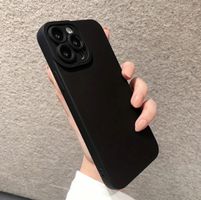 iPhone 15 Pro Max Hülle Schwarz – Slim Soft‑Touch Case